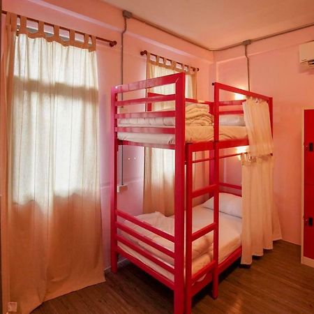 The April 24 Home بانكوك المظهر الخارجي الصورة