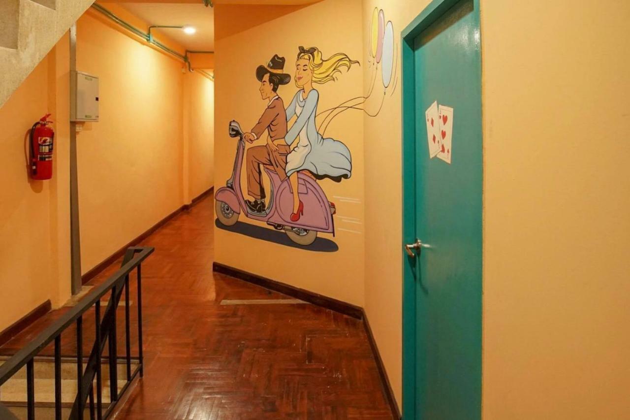 The April 24 Home بانكوك المظهر الخارجي الصورة