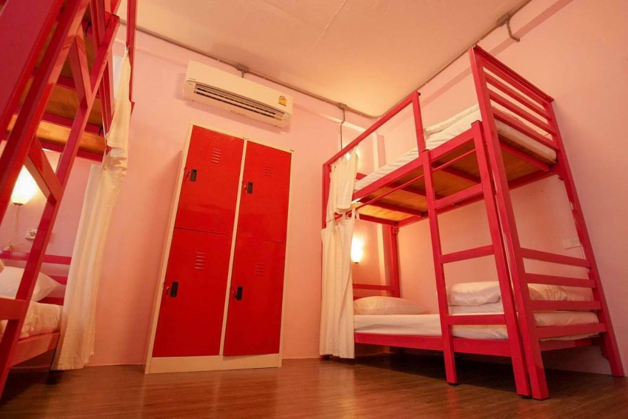 The April 24 Home بانكوك المظهر الخارجي الصورة